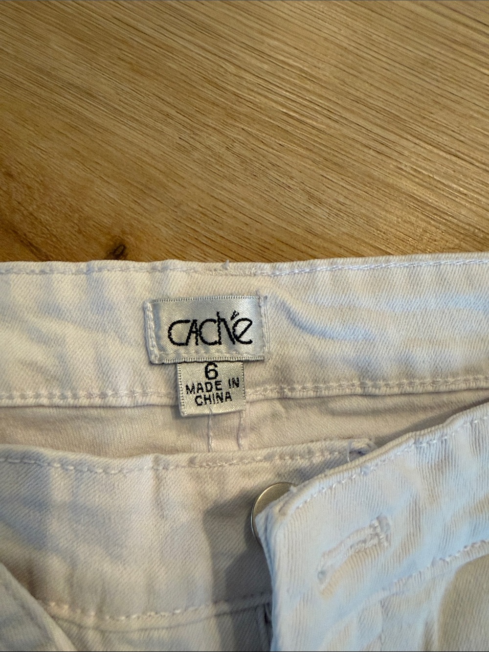 Cache Lace-Up Capri Jeans - Picture 5 of 5